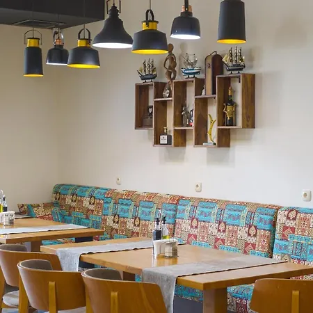 Spartak 4* Σαντάνσκι